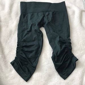 Lululemon In the flow crop pants